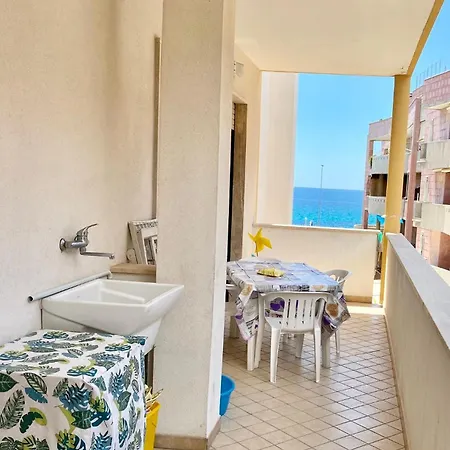 Lägenhet Casa Di Mirko